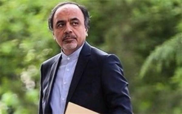 جمع انقلابی گری و دیپلماسی غیرممکن است