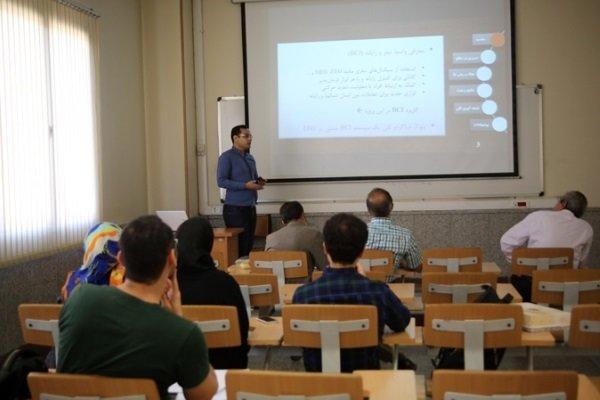 نظامنامه اخلاق آموزش نقد و بررسی می شود خبرنگاران نظامنامه اخلاق آموزش نقد و آنالیز می گردد خبرنگاران