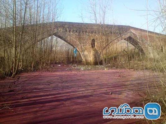 پل خشتی تجن گوکه یکی از پل های دیدنی استان گیلان است
