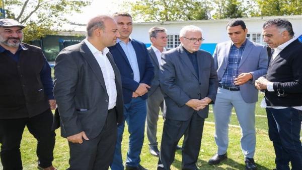 حضور مدیرعامل تازه استقلال در تمرین آبی ها، فتح الله زاده یکم هفته از بازیکنان وقت خواست